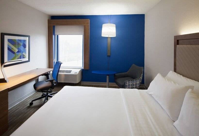 Holiday Inn Express Hotel & Suites Nashville Brentwood 65s