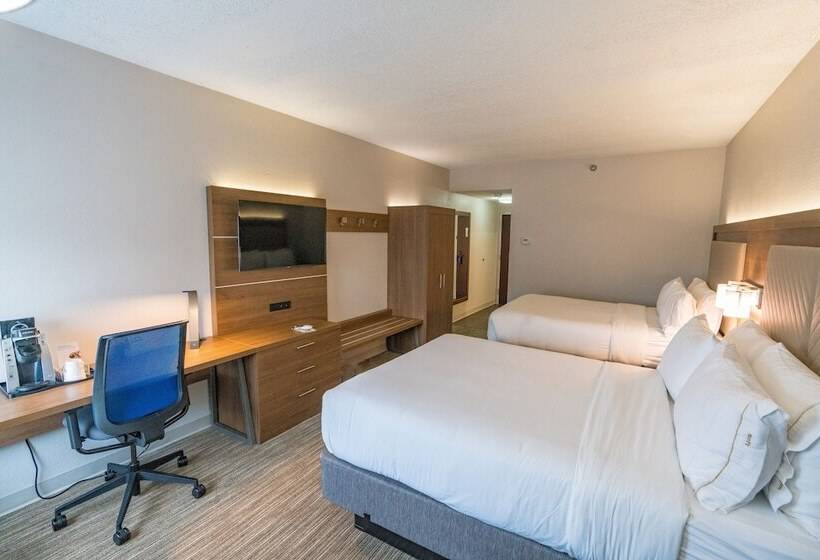 Holiday Inn Express Hotel & Suites Nashville Brentwood 65s