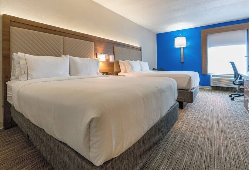Holiday Inn Express Hotel & Suites Nashville Brentwood 65s