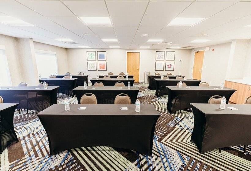 호텔 Holiday Inn Express Atlanta Northeast I 85 Clairmont Road, An Ihg