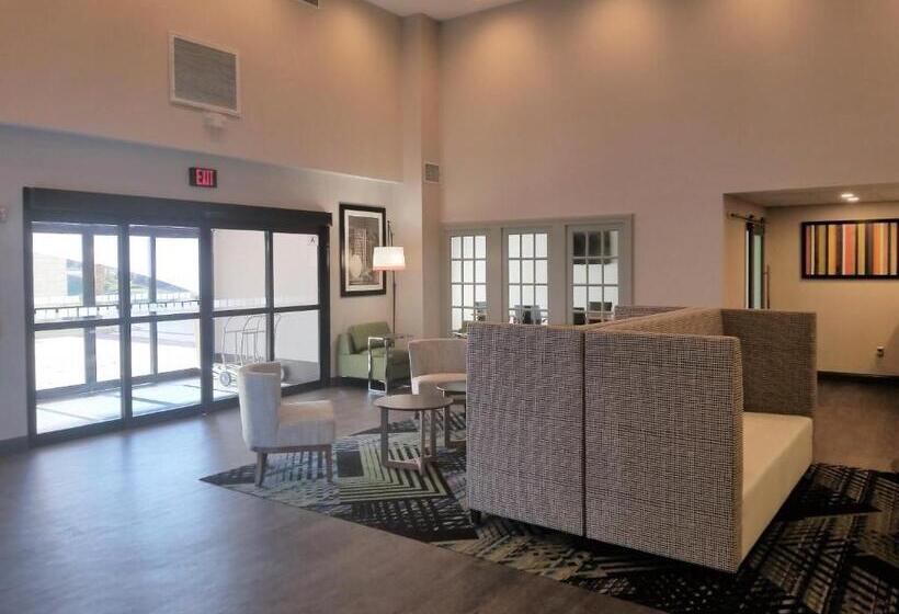 Отель Holiday Inn Express Columbia Ne Fort Jackson