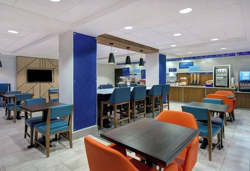 فندق Holiday Inn Express Marietta   Atlanta Northwest, An Ihg