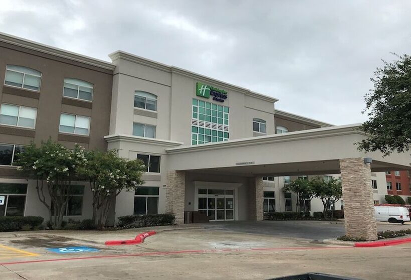 ホテル Holiday Inn Express & Suites Arlington North – Stadium Area, An Ihg