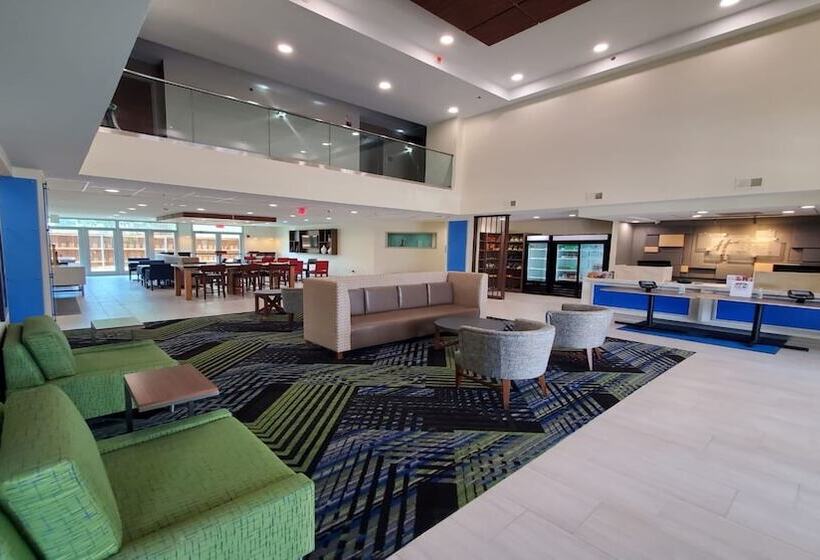 ホテル Holiday Inn Express & Suites Arlington North – Stadium Area, An Ihg