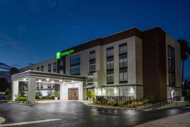 בית מלון כפרי Holiday Inn   Tampa North, An Ihg