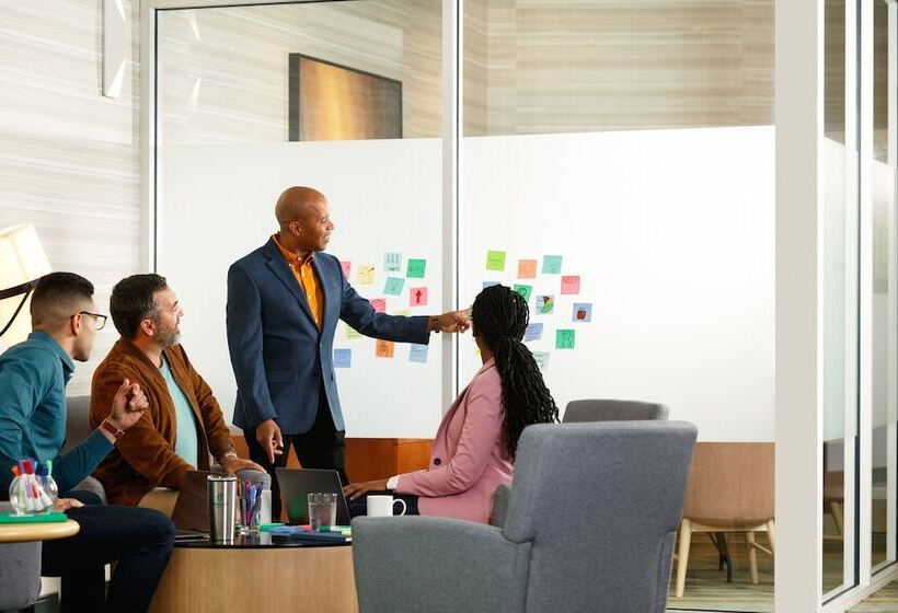 בית מלון כפרי Holiday Inn   Tampa North, An Ihg