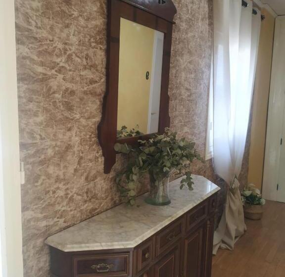 בית מלון כפרי Hostal Los Escudos