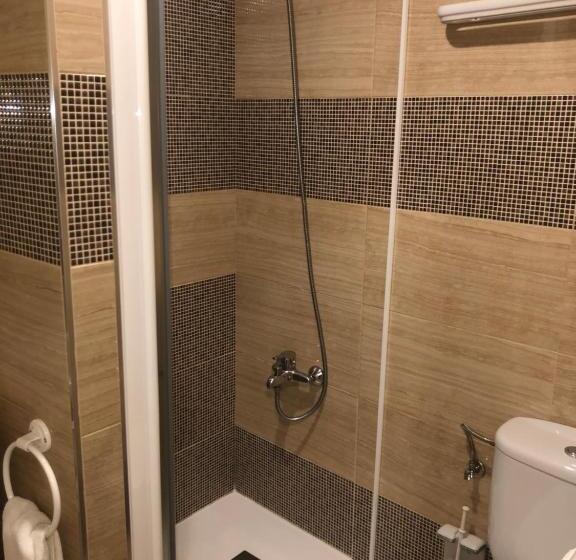 בית מלון כפרי Hostal Los Escudos