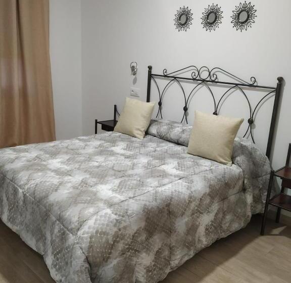 בית מלון כפרי Hostal Los Escudos