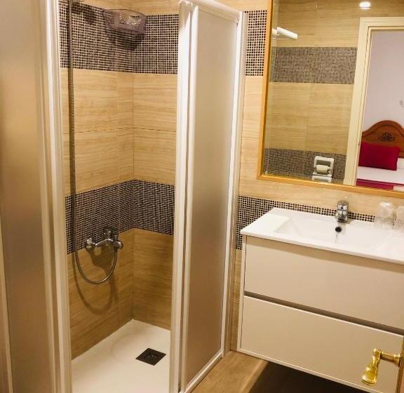 בית מלון כפרי Hostal Los Escudos