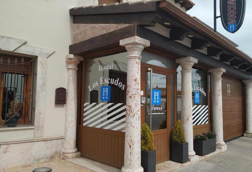 בית מלון כפרי Hostal Los Escudos