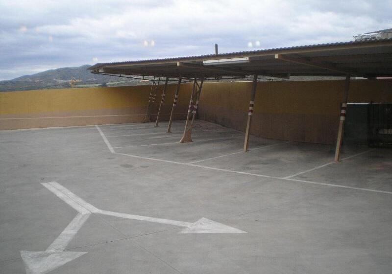 فندق Hostal Real