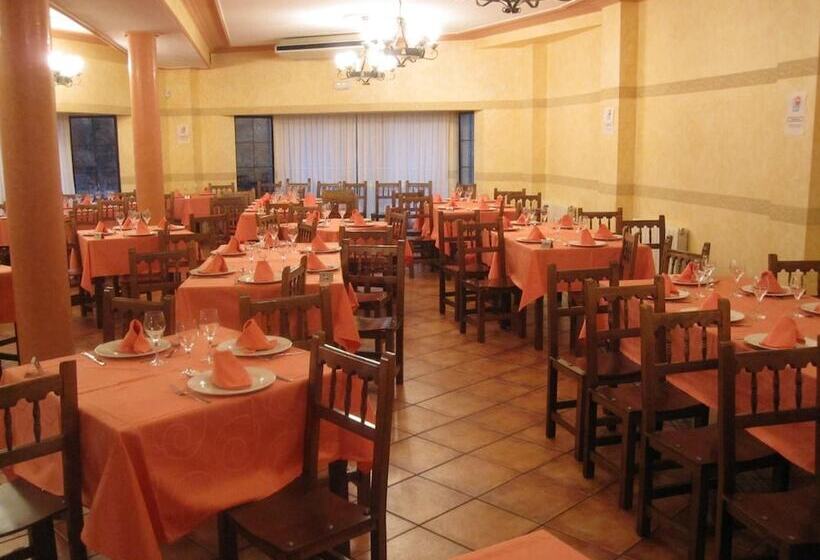 ホテル Hostal Restaurante Santa Cruz