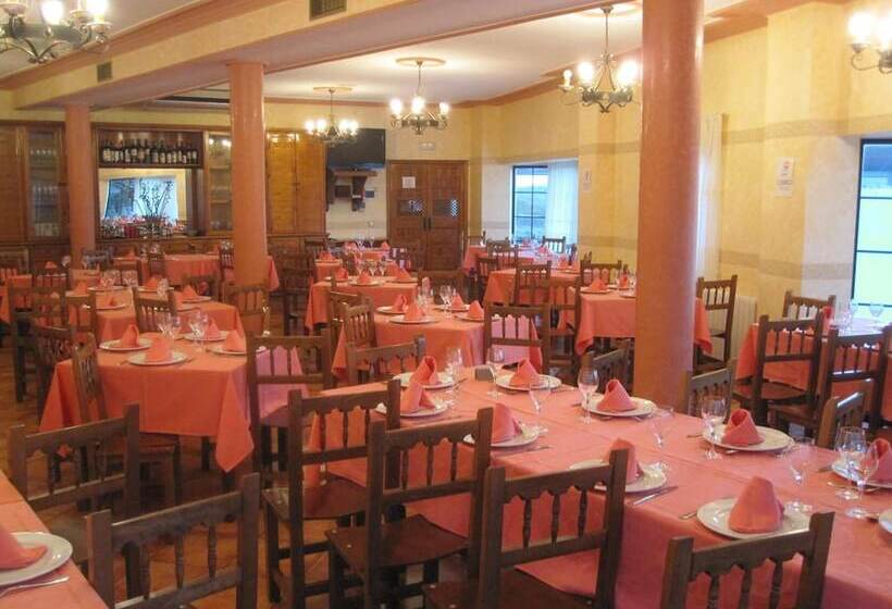 ホテル Hostal Restaurante Santa Cruz