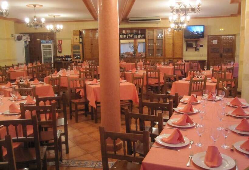 ホテル Hostal Restaurante Santa Cruz