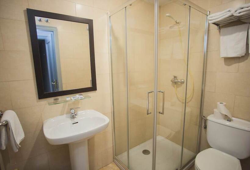 בית מלון כפרי Hostal Santa Barbara