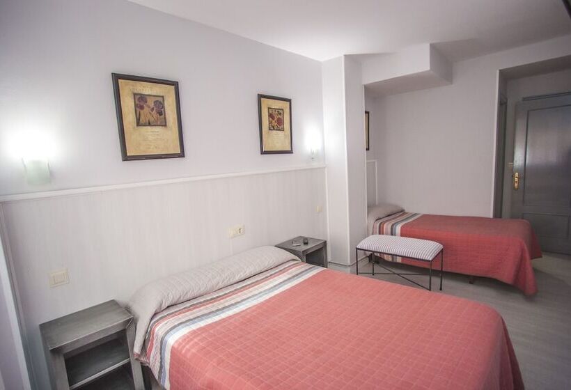 בית מלון כפרי Hostal Santa Barbara