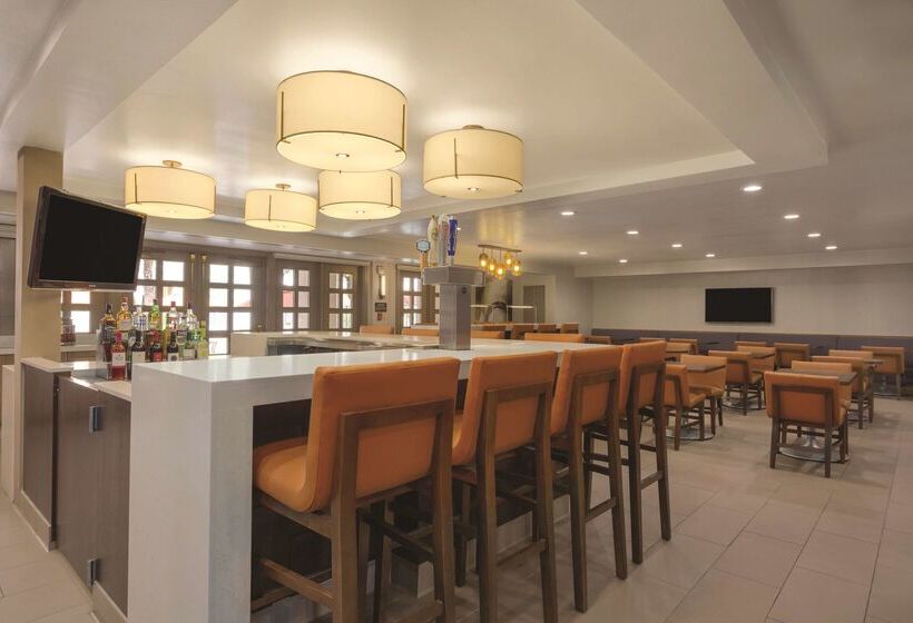 ホテル Hyatt House Cypress / Anaheim