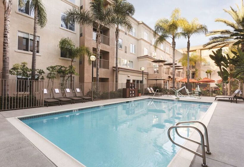 هتل Hyatt House San Diego Sorrento Mesa