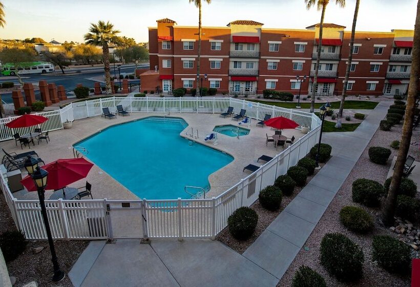 فندق Hyatt Place Phoenix Chandler Fashion Center