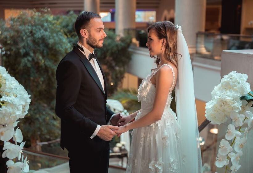 هتل Hyatt Regency Belgrade