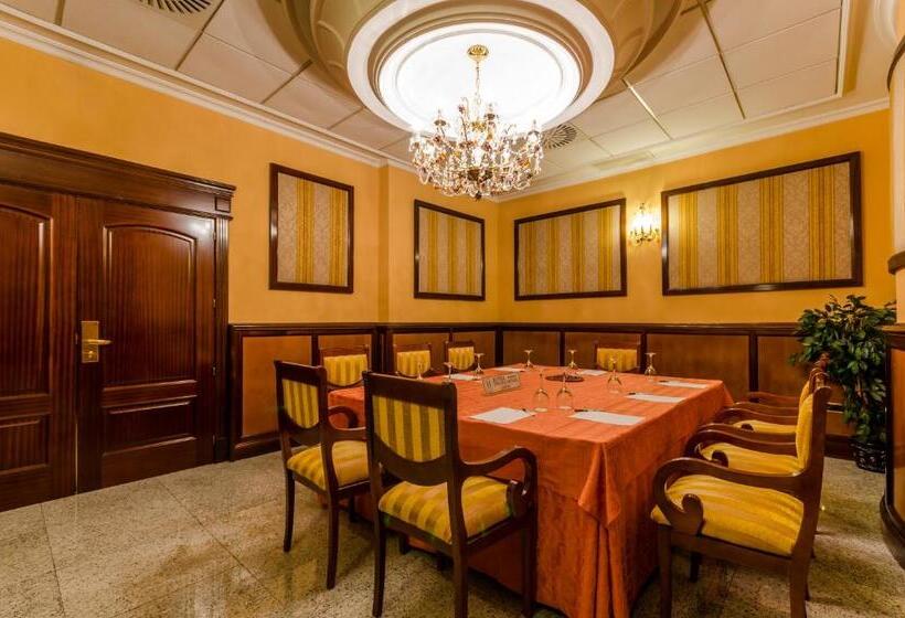 酒店 Infanta Cristina