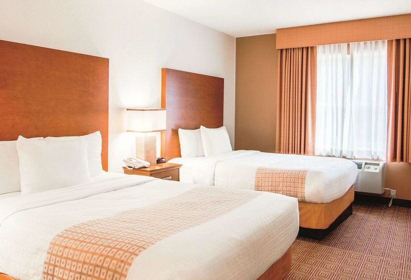 فندق La Quinta By Wyndham Bannockburn Deerfield