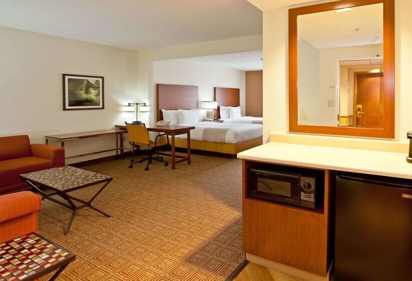 فندق La Quinta By Wyndham Bannockburn Deerfield