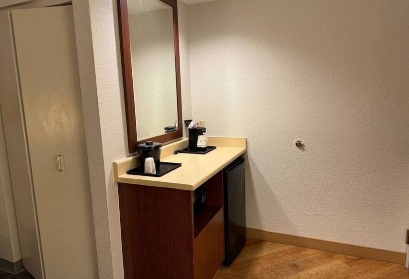 فندق La Quinta By Wyndham Bannockburn Deerfield