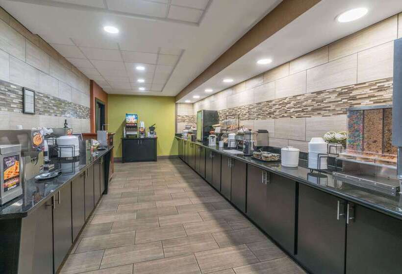 בית מלון כפרי La Quinta By Wyndham Clarksville