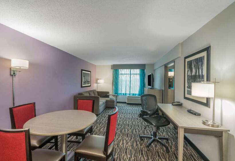 בית מלון כפרי La Quinta By Wyndham Clarksville