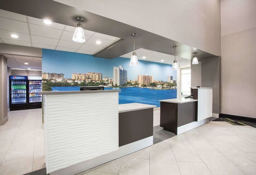 فندق La Quinta By Wyndham Clearwater South