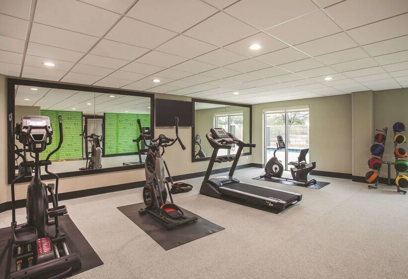 فندق La Quinta By Wyndham Clearwater South