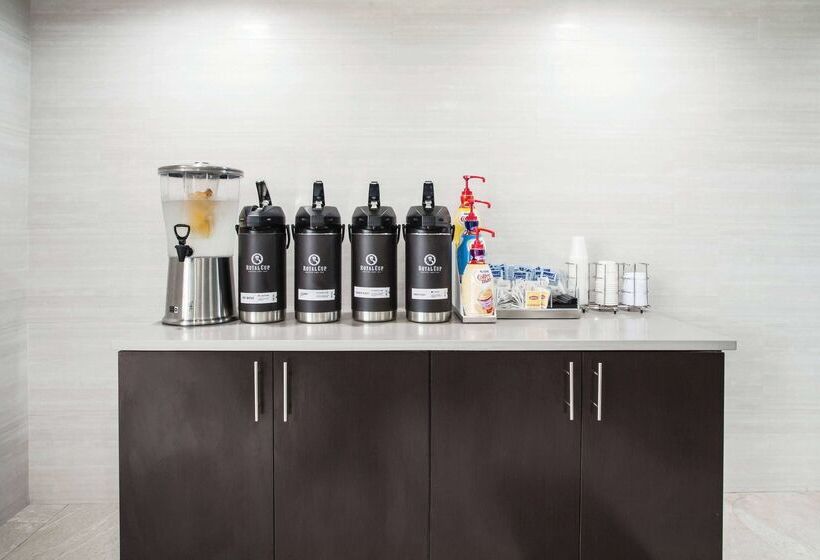 בית מלון כפרי La Quinta By Wyndham Clearwater South