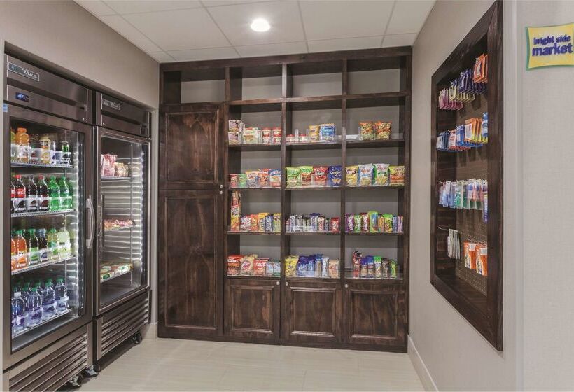 فندق La Quinta By Wyndham Columbus North