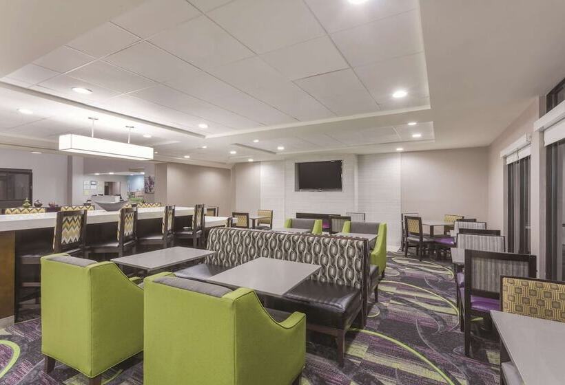 فندق La Quinta By Wyndham Columbus North