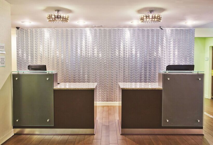 فندق La Quinta By Wyndham Florence