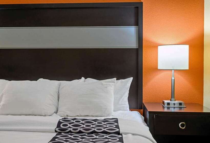 فندق La Quinta By Wyndham Florence