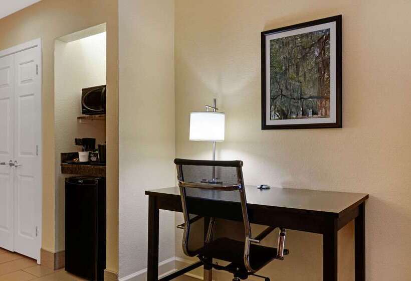 فندق La Quinta By Wyndham Florence