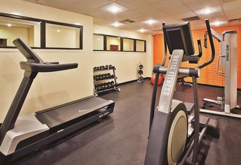 فندق La Quinta By Wyndham Florence