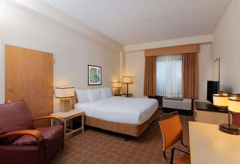 فندق La Quinta By Wyndham Garden City