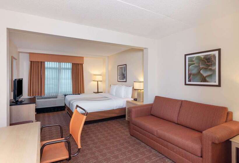 فندق La Quinta By Wyndham Garden City