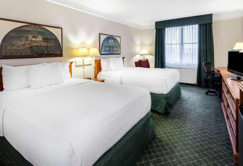 호텔 La Quinta By Wyndham Madison American Center