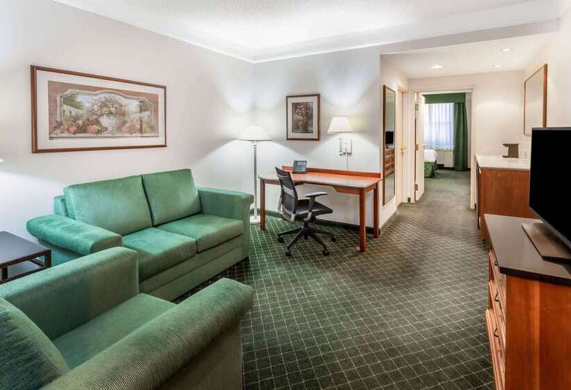 호텔 La Quinta By Wyndham Madison American Center