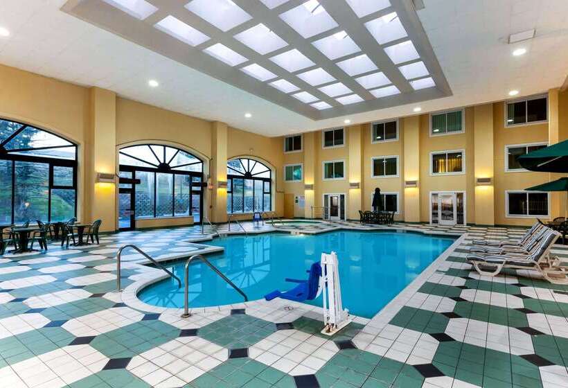 فندق La Quinta By Wyndham Milwaukee Bayshore Area