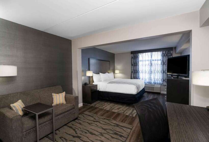 هتل La Quinta By Wyndham Raleigh Downtown North