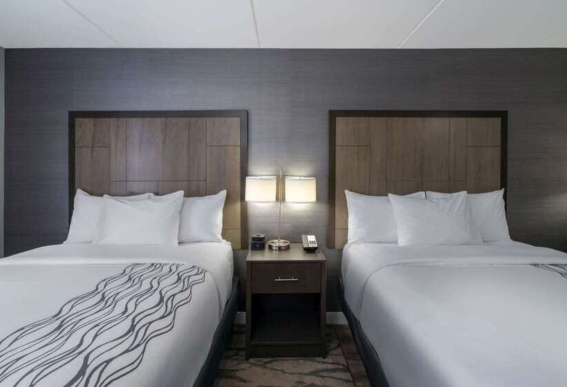 هتل La Quinta By Wyndham Raleigh Downtown North