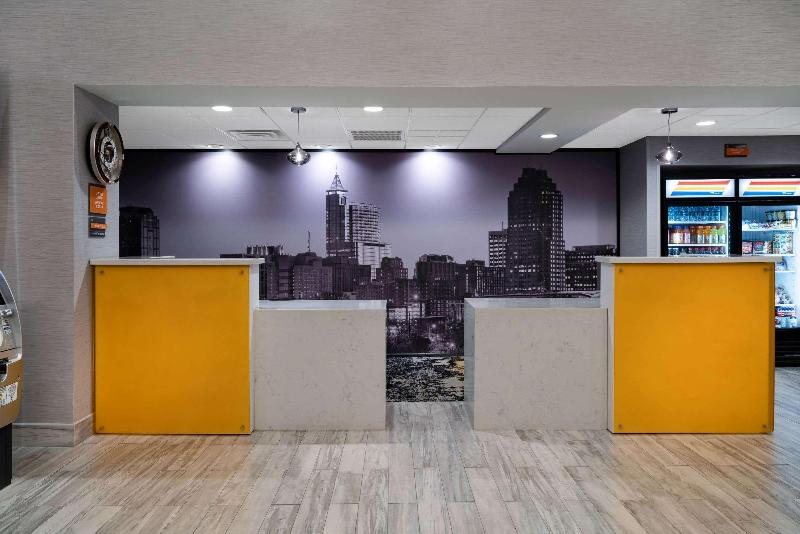 هتل La Quinta By Wyndham Raleigh Downtown North