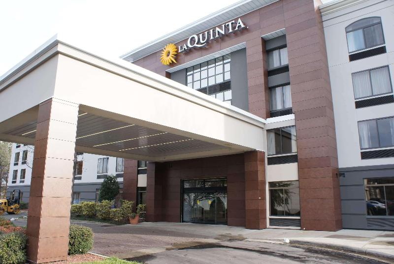 هتل La Quinta By Wyndham Raleigh Downtown North