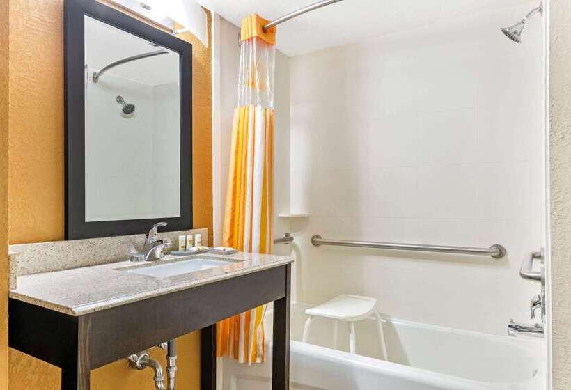 فندق La Quinta Inn & Suites By Wyndham Tampa North I75